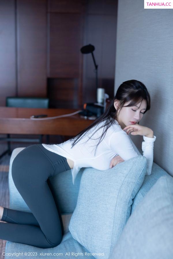   [XiuRen]高清写真图 2023.09.12 No.7370 唐宁宁 瑜伽美腿第39张图片